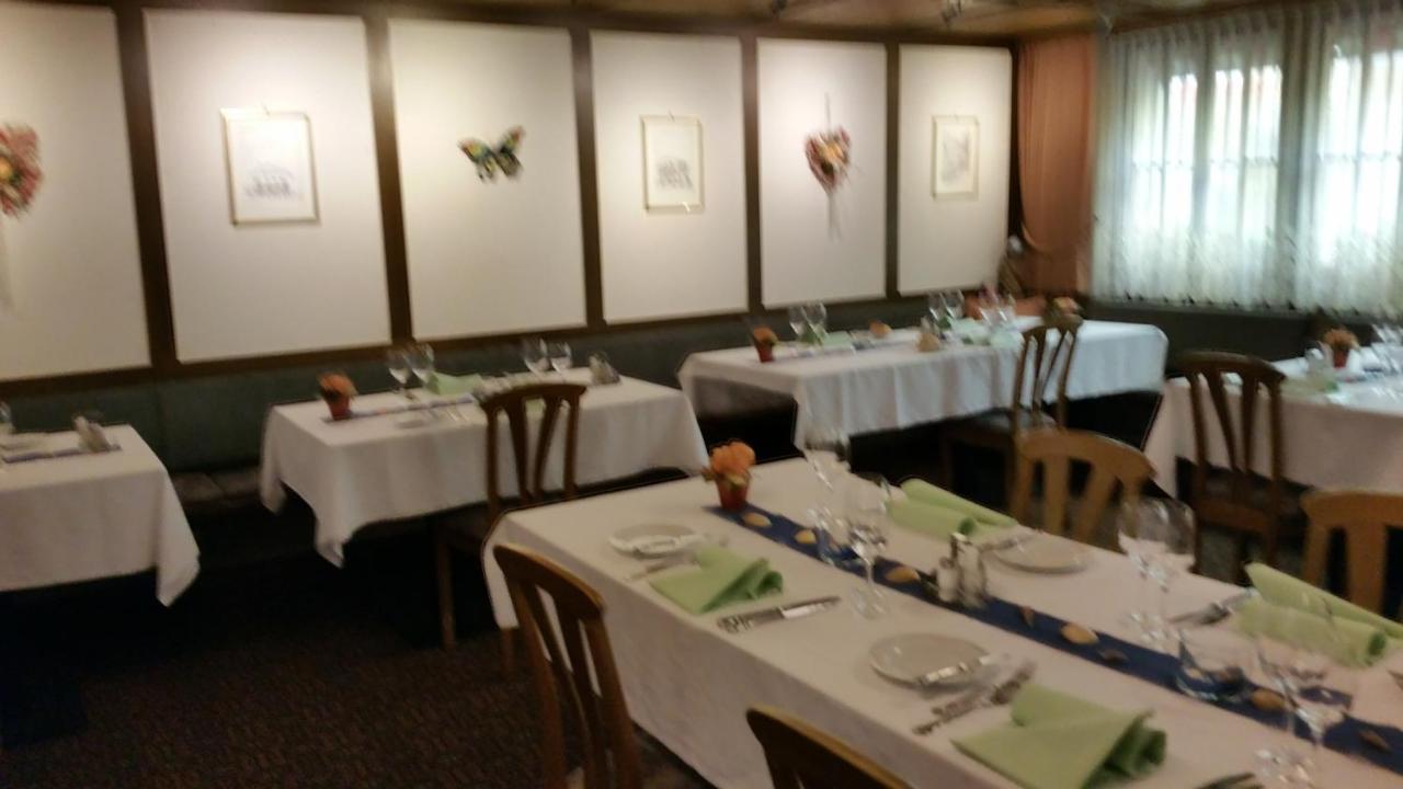 Gasthaus Post Muotathal Екстериор снимка