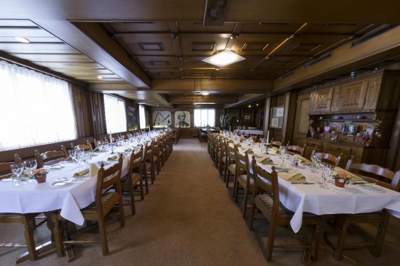 Gasthaus Post Muotathal Екстериор снимка